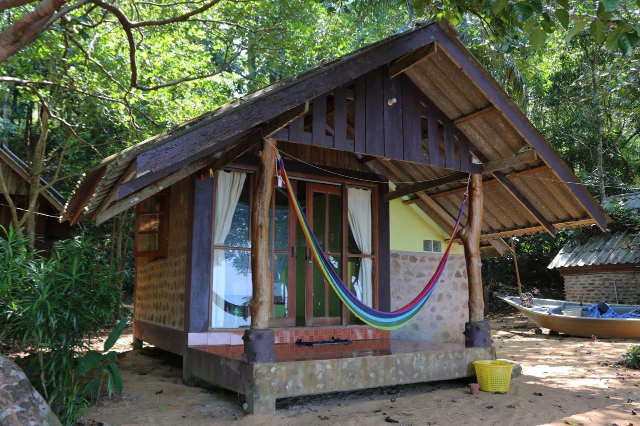 Hornbill Bungalow เกาะช้าง ระนอง ภายนอก รูปภาพ