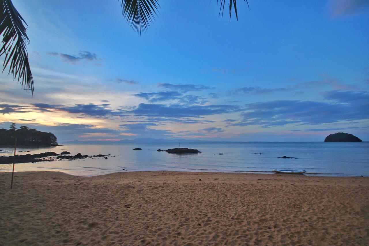 Hornbill Bungalow เกาะช้าง ระนอง ภายนอก รูปภาพ